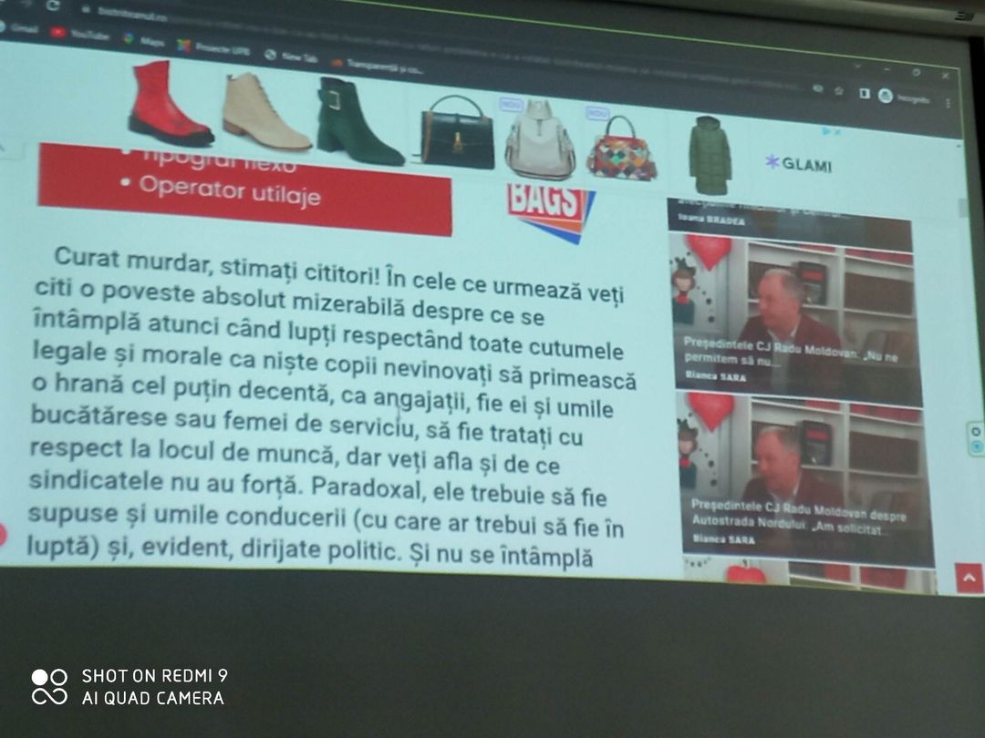 Ar putea fi o imagine cu 3 persoane, televizor, pantofi brogue, cizme şi text